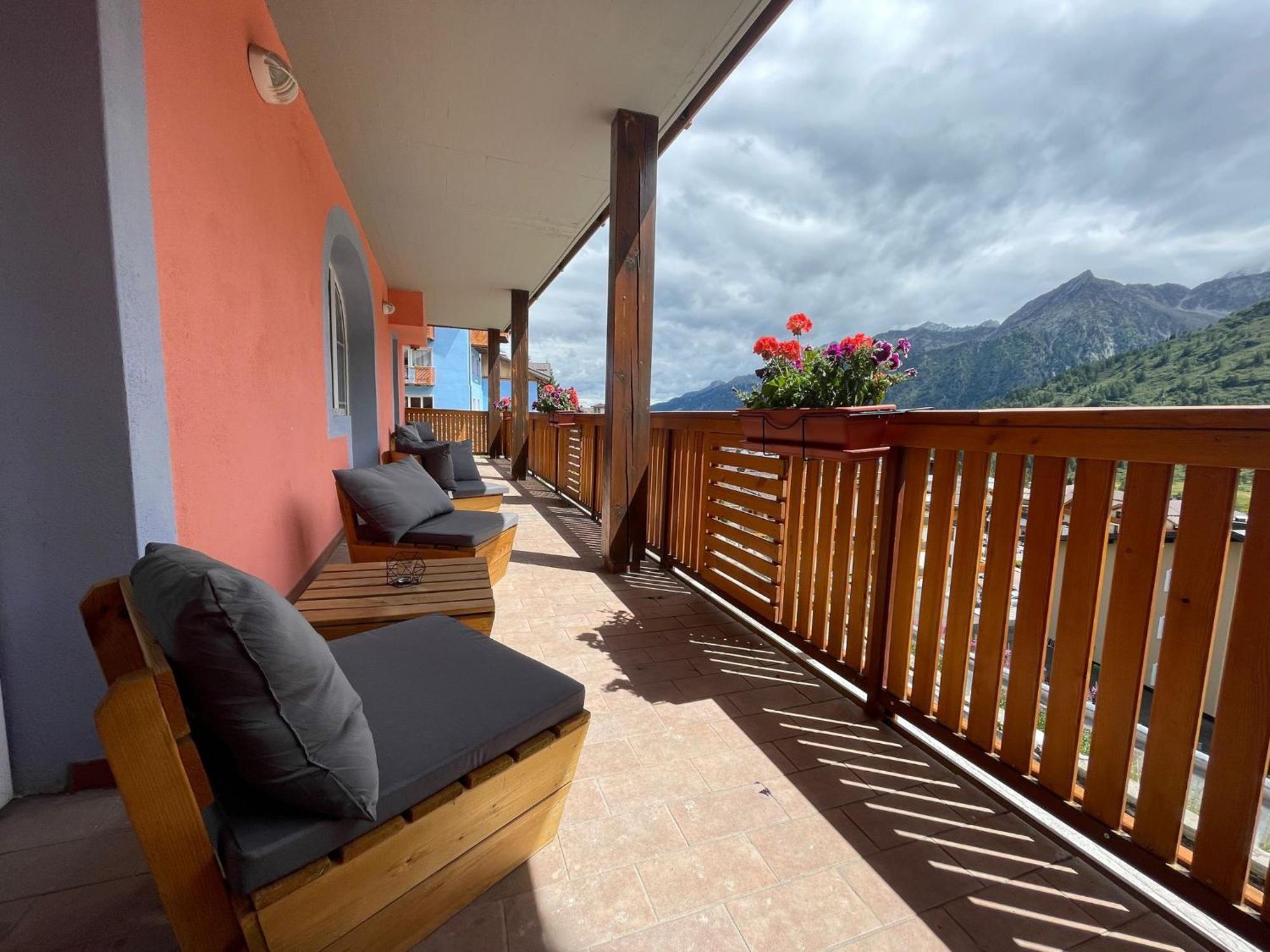 Hotel Panorama Passo del Tonale Luaran gambar